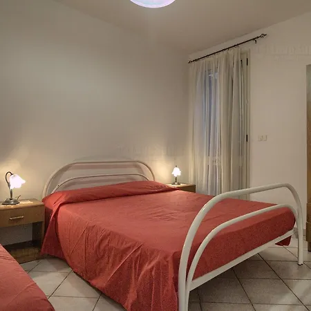 بيت للعطل Brigante Front Sea Two Floor House