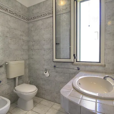 بيت للعطل Brigante Front Sea Two Floor House Patù